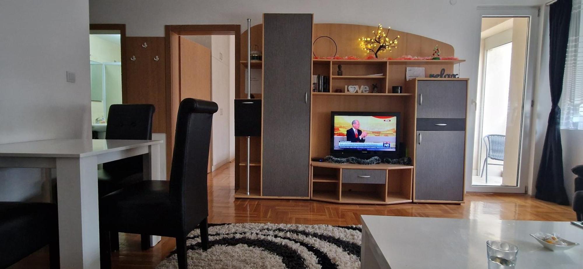 Centar S Apartment Nis Luaran gambar